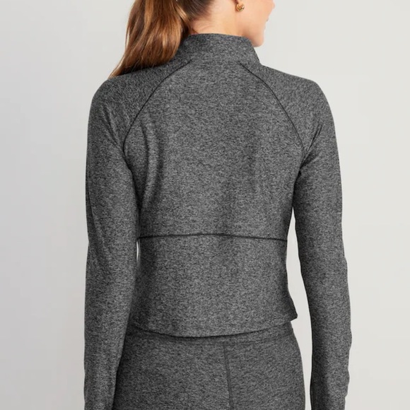 NWT OLD NAVY Cloud+ 1/4-Zip Pullover Color: Dark Heathered Gray - Picture 2 of 5